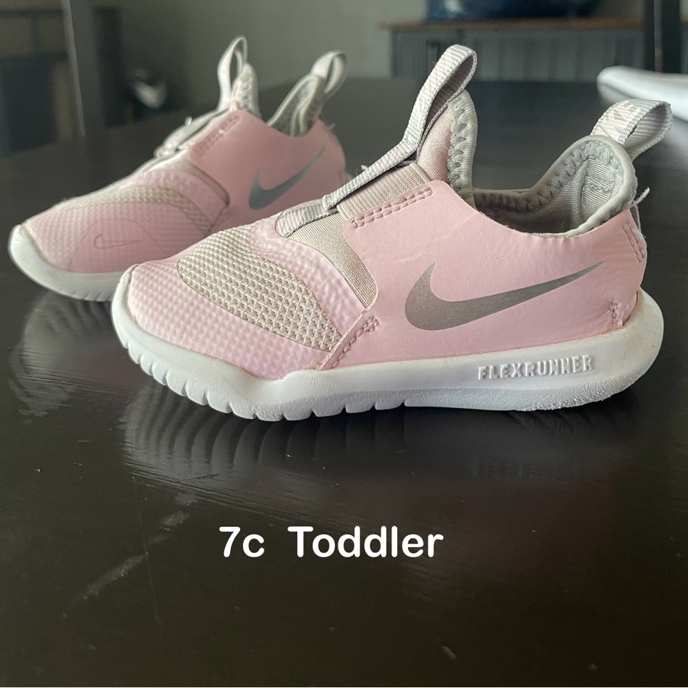 Nike FlexRunner toddler size 7c